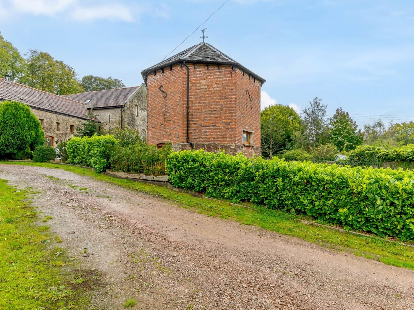 Property image 16 for HC78375