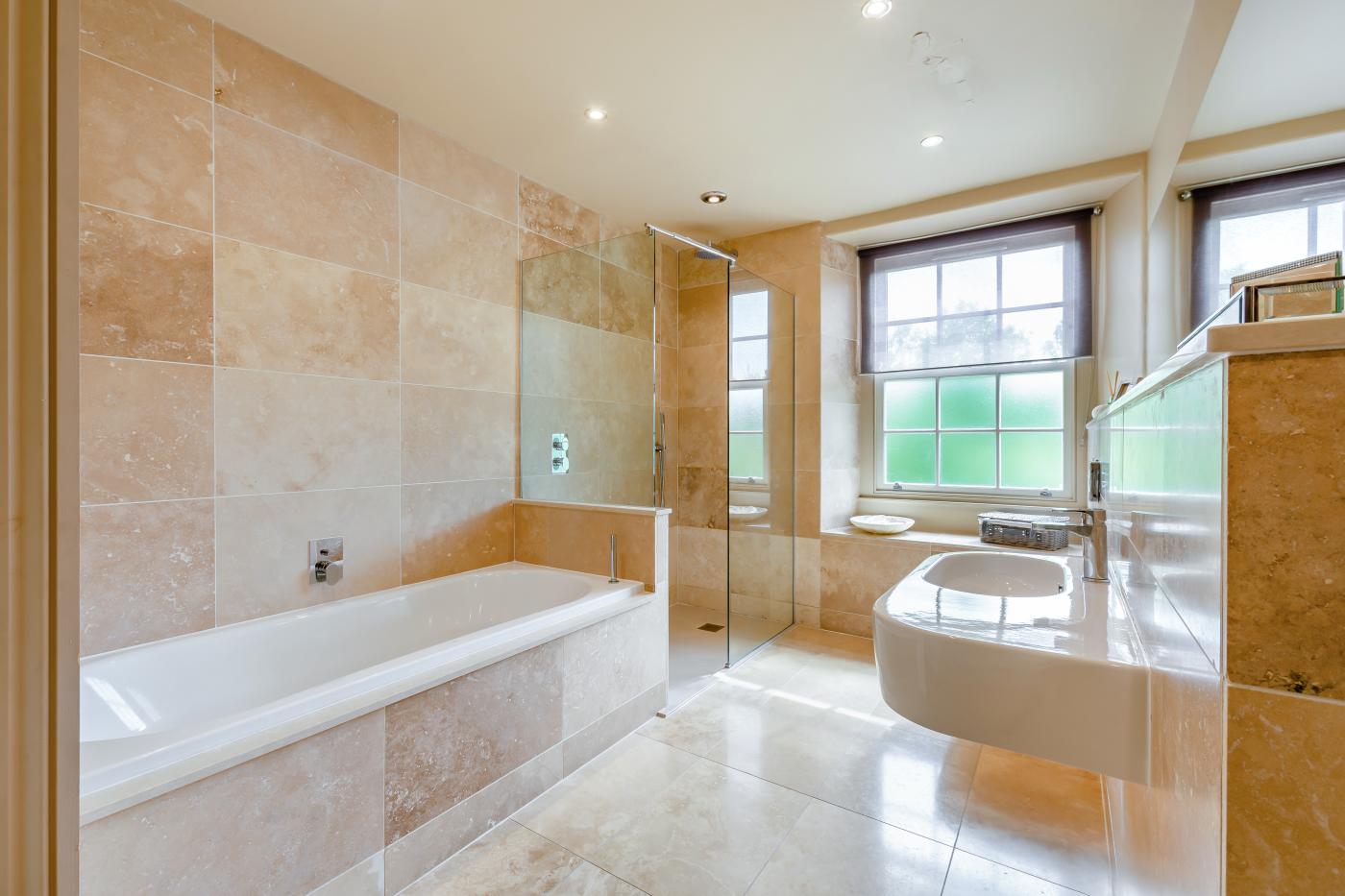 Property image 29 for HC60305