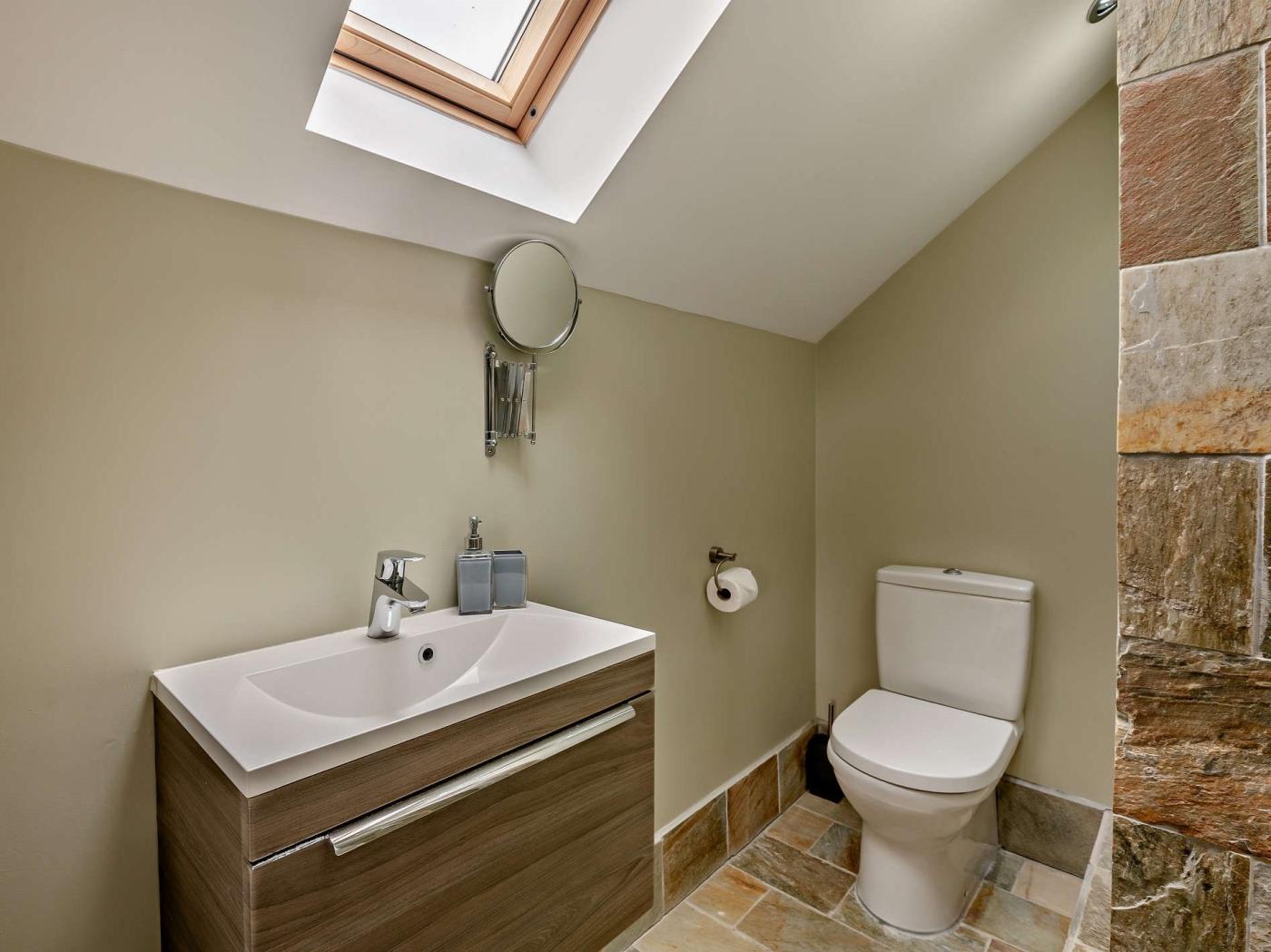 Property image 12 for HC75226