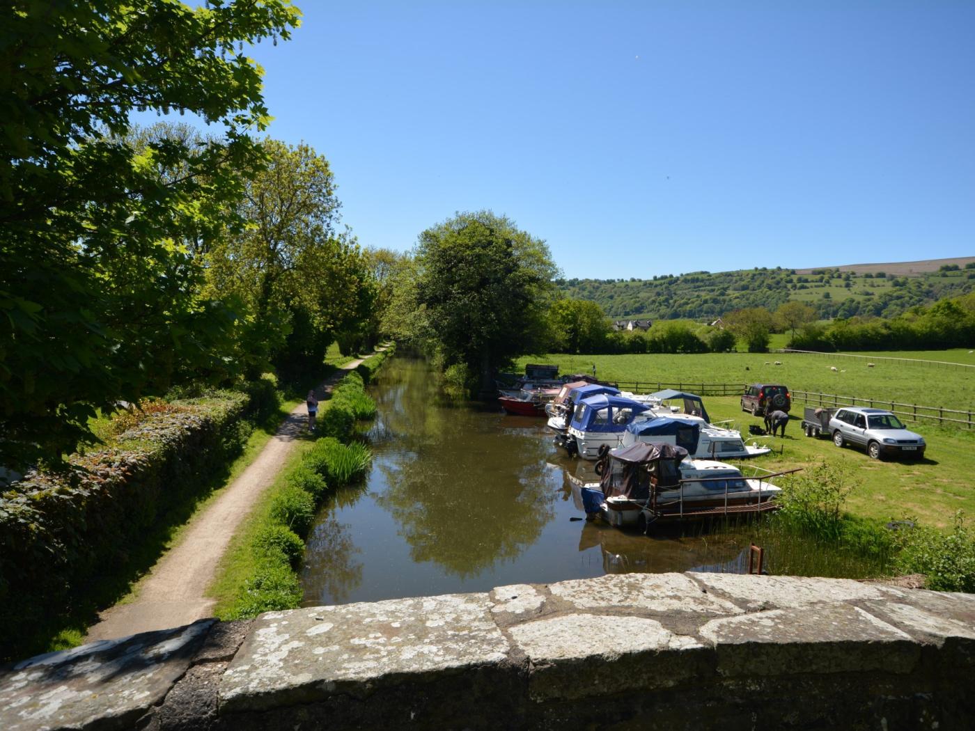 Property image 24 for HC73156