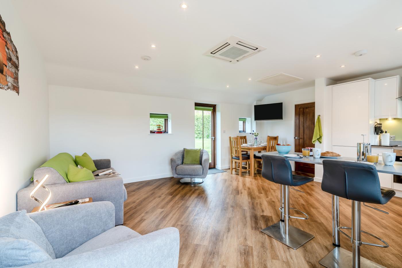 Property image 2 for HC272820
