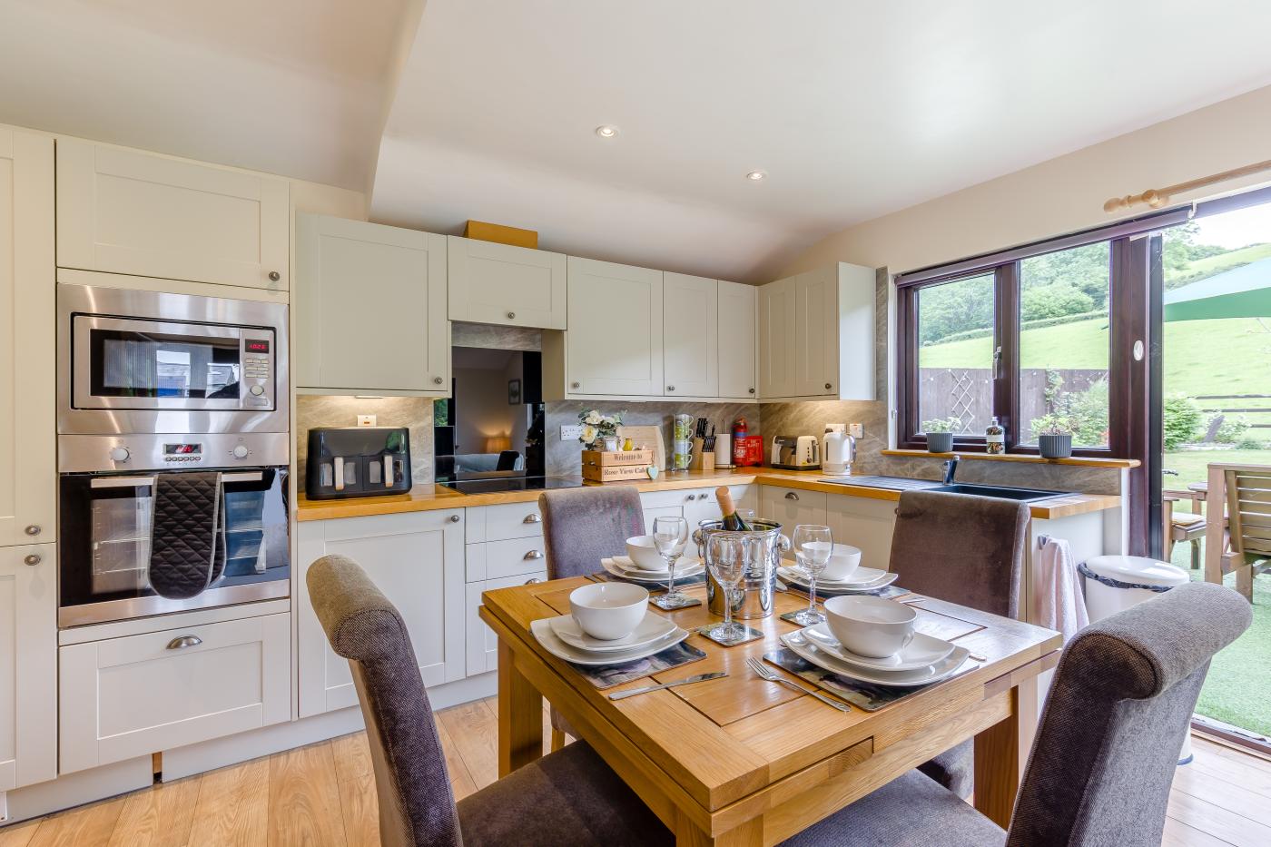 Property image 6 for HC283603