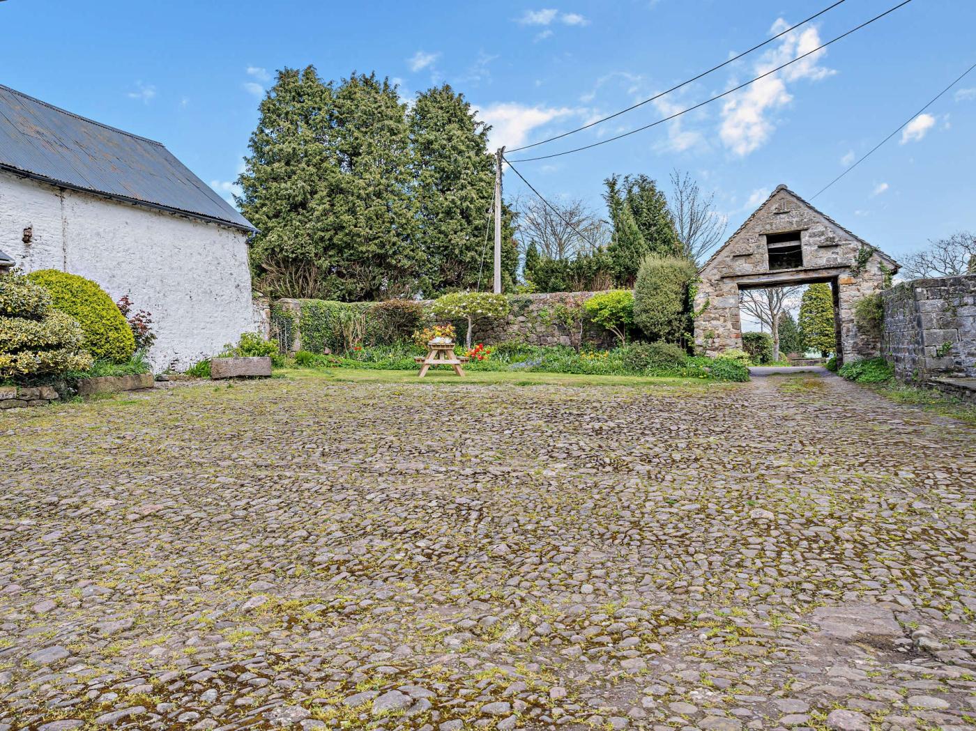 Property image 21 for HC73156