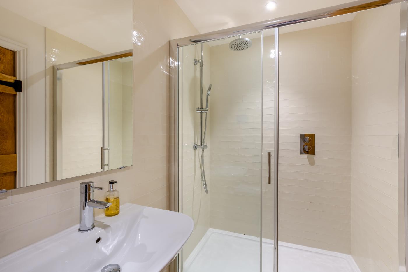 Property image 12 for HC283927