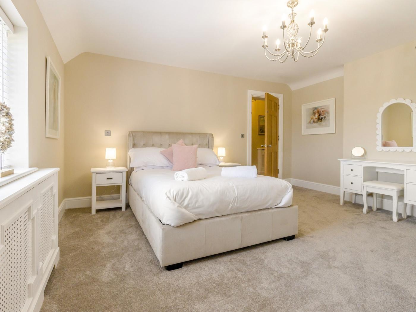 Property image 27 for HC95835