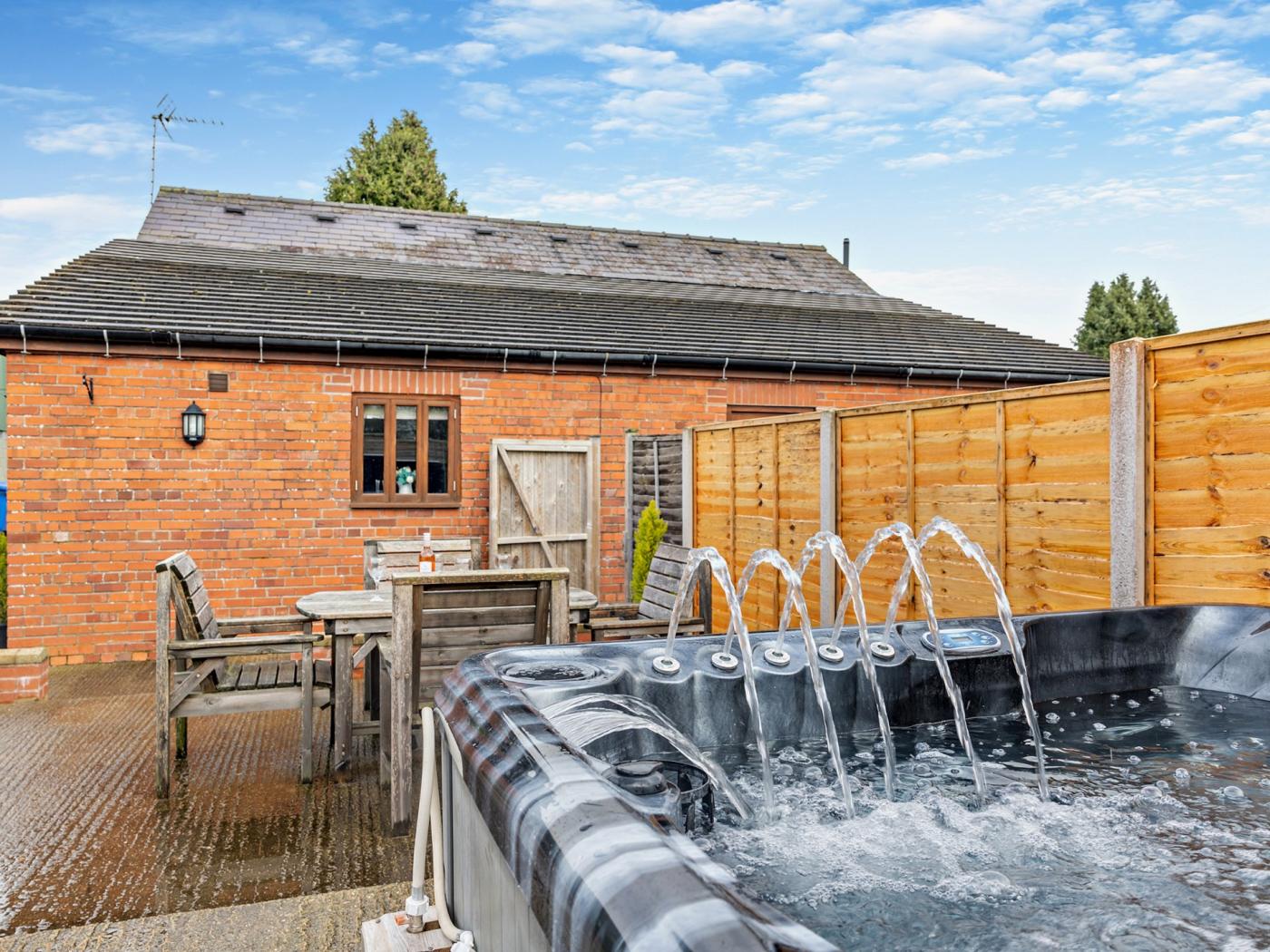 2 Bedroom Cottage in Ellesmere