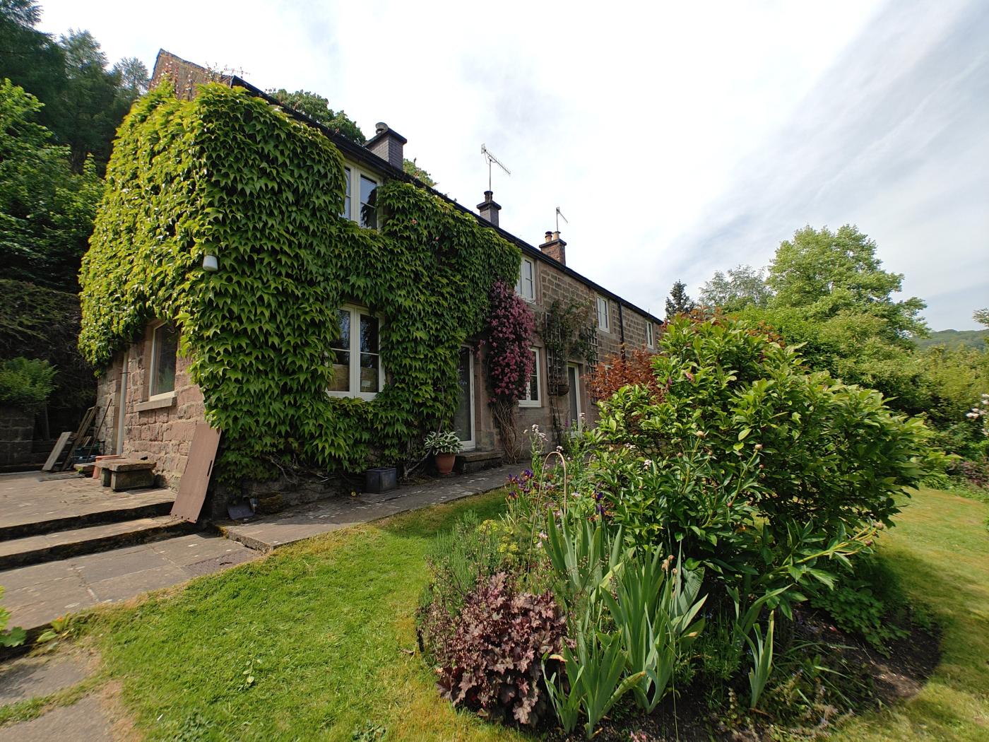 3 Bedroom Cottage in Whatstandwell