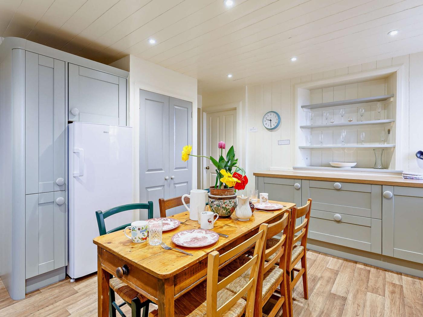 Property image 2 for HC76164