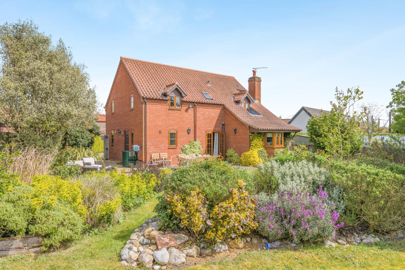 4 Bedroom Cottage in Melton Constable
