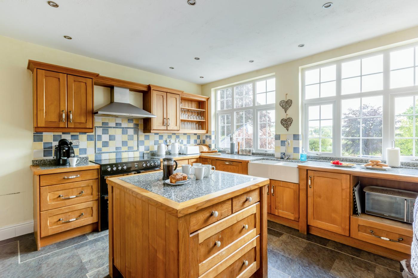 Property image 3 for HC15995