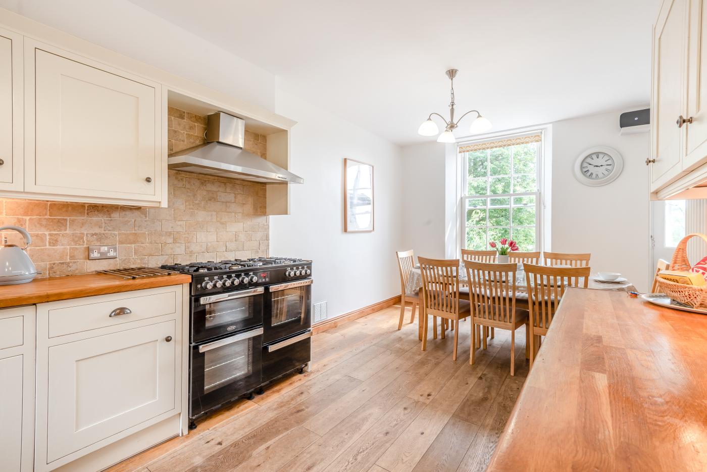 Property image 2 for HC285489