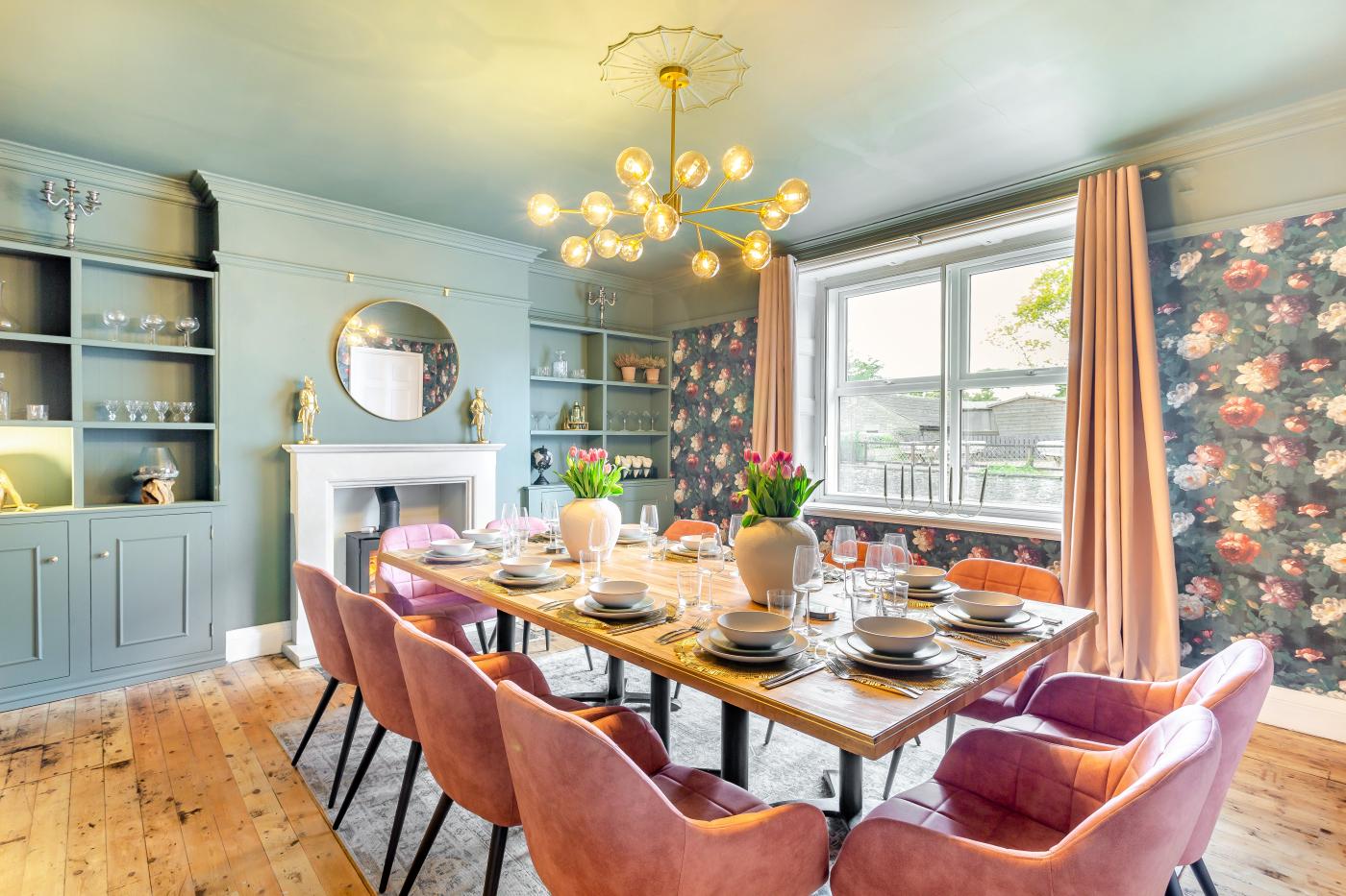 6 Bedroom Cottage in Leyburn
