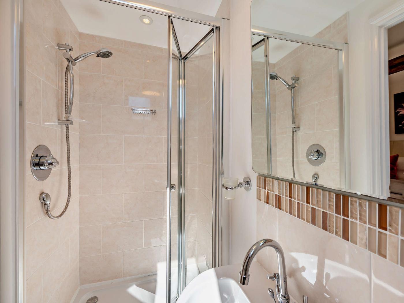 Property image 26 for HC1802