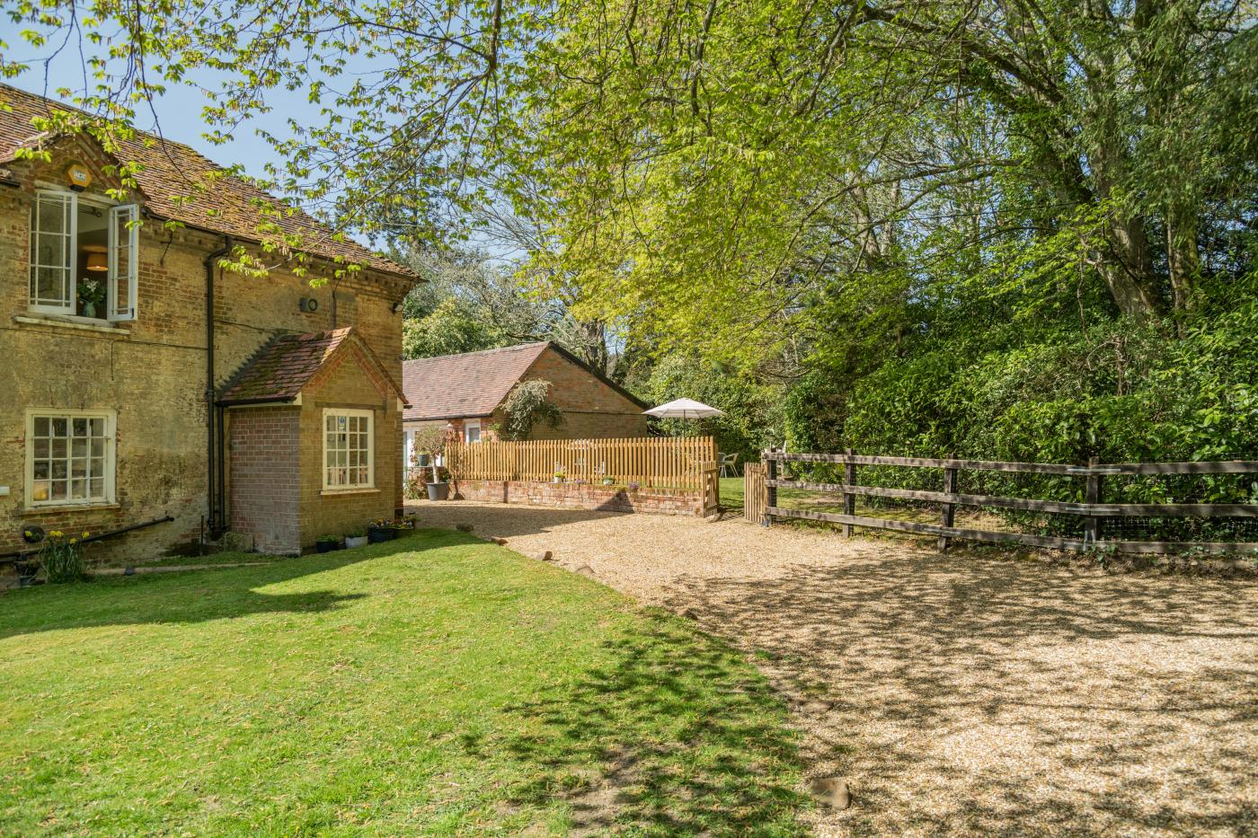 2 Bedroom Cottage in Landford