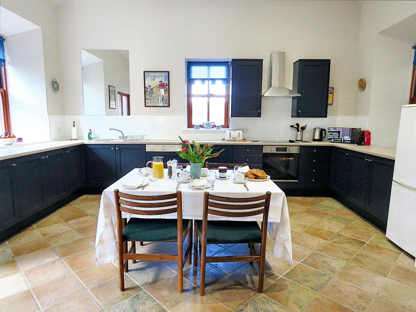 Property image 12 for HC76166
