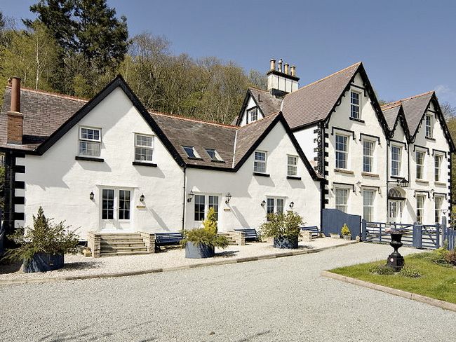 3 Bedroom Cottage in Conwy