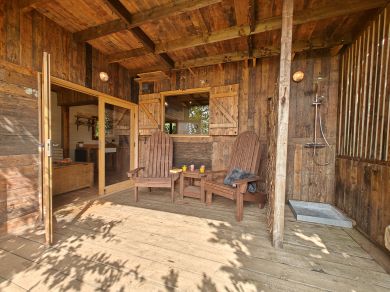 Kory's Cabin (OC-J45693) Kory's Cabin (OC-J45693)