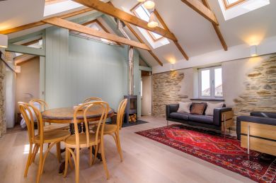 2 Porth Farm Cottages (OC-B584258)