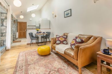 Arch Cottage at The Old Vicarage (OC-A45270) Arch Cottage at The Old Vicarage (OC-A45270)