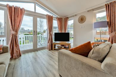 The Garnwen Lodge (OC-PW1003) The Garnwen Lodge (OC-PW1003)