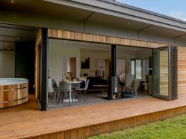 Deben Lodge