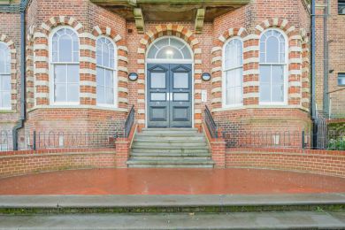 Burlington Twelve (OC-B34382)