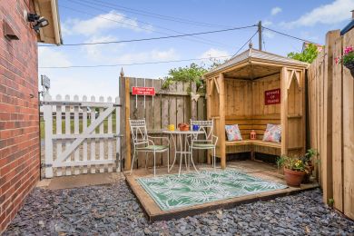 Signalman's Rest Annexe (OC-S32368)