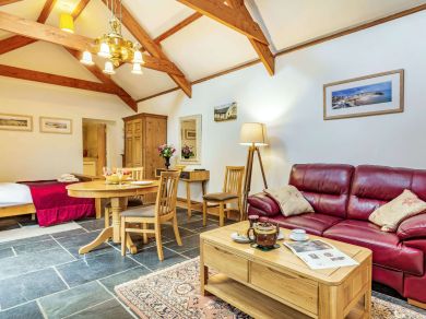 The Linhay Barn - Lukesland (OC-88096)
