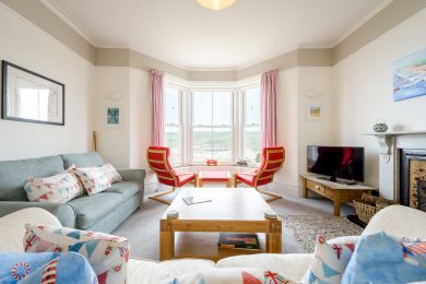 1 Trevose (OC-B584253) 1 Trevose (OC-B584253)