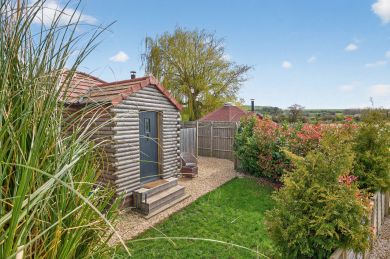 Purley Cabin (OC-P38232) Purley Cabin (OC-P38232)