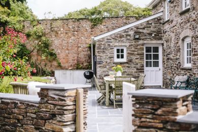 The Coach House (OC-L50137) The Coach House (OC-L50137)