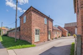 The Dovecote - Appleton House Farm