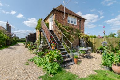 Coach House - Stone in Oxney (OC-C28812)