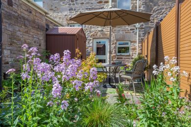 Gardeners Cottage - Wray (OC-G32257)