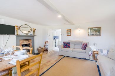 Walnut Tree Cottage (OC-W31880)