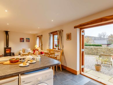The Stables - Burton Farmhouse (OC-90024) The Stables - Burton Farmhouse (OC-90024)