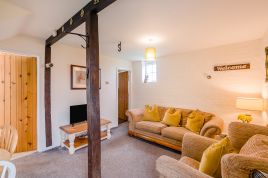 Stable Cottage at Hunston Mill