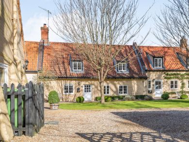St Clare's Cottage (OC-87077)