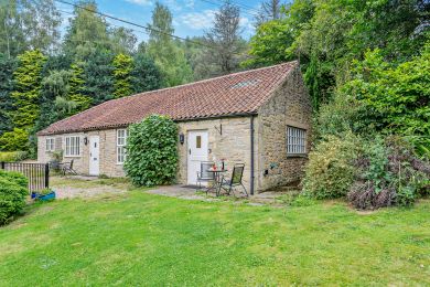 Roe Deer Cottage (OC-R30028)