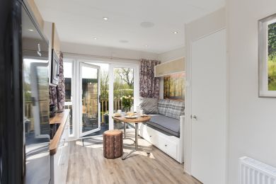 Ruskin View Cabin (OC-R32959)