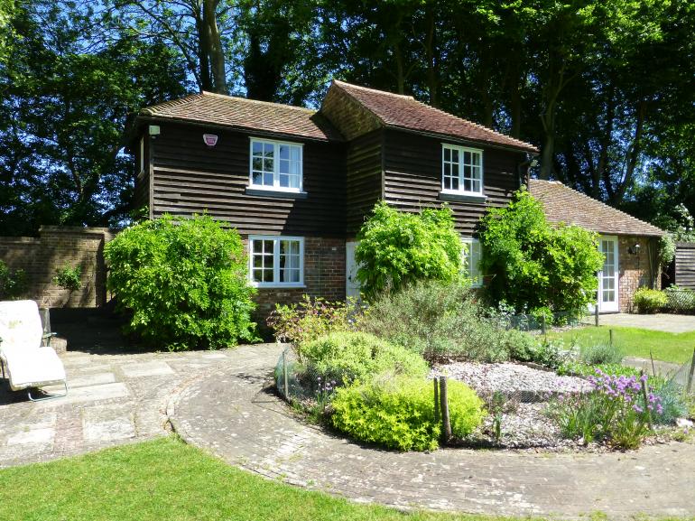 Holiday Cottages in Kent: Well Cottage, Barham | holidaycottages.co.uk