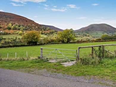 Mawr Dew Cottage (OC-MAWRD)