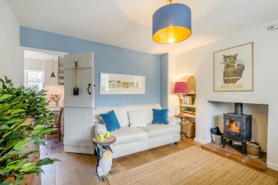 Apple Tree Cottage - Holt (OC-A28962) Apple Tree Cottage - Holt (OC-A28962)
