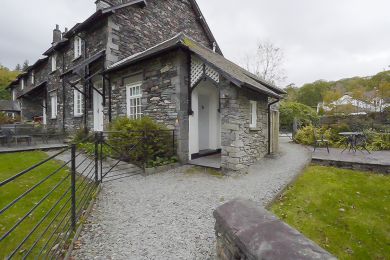 Riverside Cottage (OC-LR129)