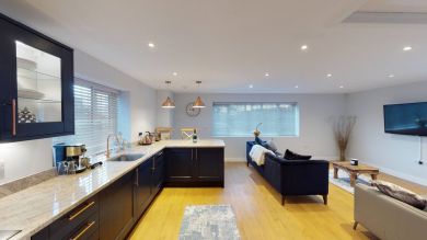 Springwood Cottage (OC-S30688)