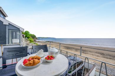 Strandways Court 10 (OC-FB242) Strandways Court 10 (OC-FB242)