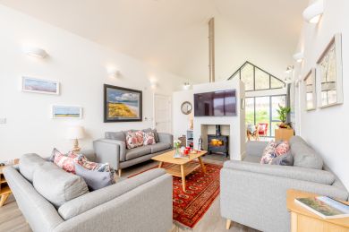 Wild Chive Lodge (OC-W31886)