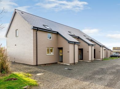 Foxglove Lodge 3 (OC-80494)