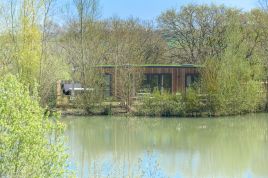 Four Lakes Retreat In Three