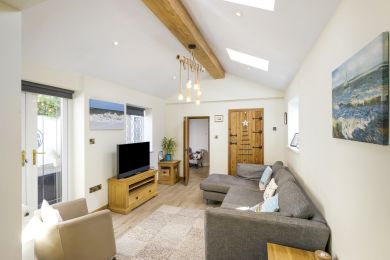 Eva Cottage (OC-2267) Eva Cottage (OC-2267)